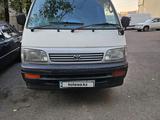 Toyota  HiAce 1995 годаүшін2 000 000 тг. в Алматы – фото 2