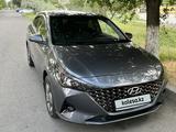 Hyundai Accent 2021 года за 8 400 000 тг. в Шымкент