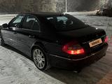 Mercedes-Benz E 350 2006 года за 9 000 000 тг. в Караганда – фото 2