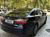 Toyota Camry 2017 годаfor13 000 000 тг. в Шымкент – фото 3