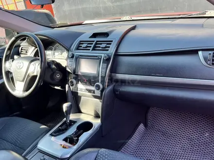 Toyota Camry 2013 года за 5 200 000 тг. в Уральск – фото 9