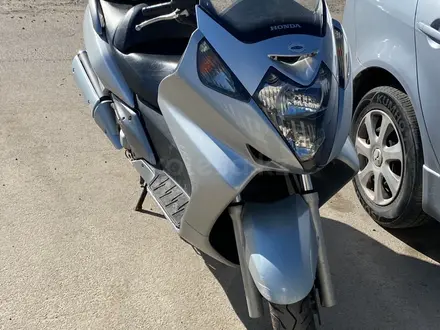 Honda  Silver Wing 600 2004 года за 1 380 000 тг. в Алматы