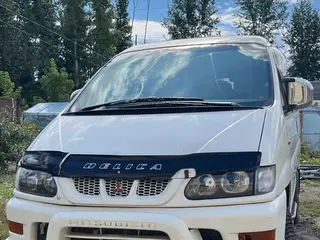 Mitsubishi Delica