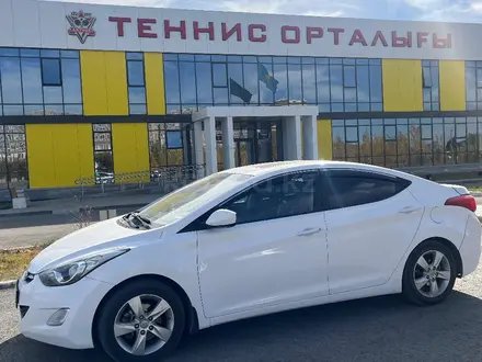 Hyundai Elantra 2013 года за 6 000 000 тг. в Актобе – фото 2