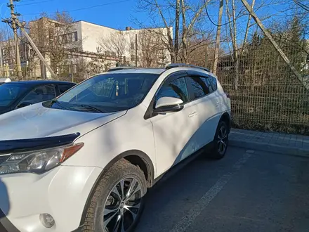 Toyota RAV4 2015 года за 10 500 000 тг. в Караганда – фото 2