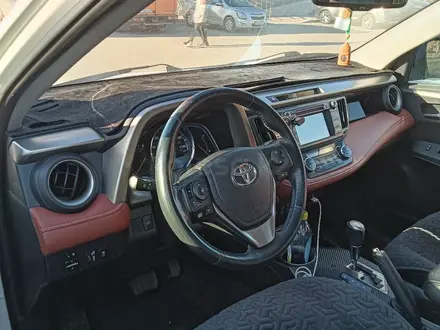Toyota RAV4 2015 года за 10 500 000 тг. в Караганда – фото 5