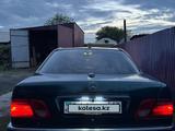 Mercedes-Benz E 230 1996 года за 1 800 000 тг. в Семей – фото 3