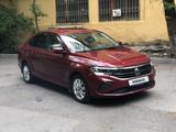 Volkswagen Polo 2021 года за 7 200 000 тг. в Алматы – фото 2
