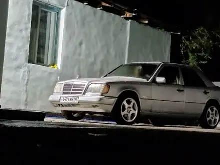 Mercedes-Benz E 280 1993 года за 1 750 000 тг. в Алматы – фото 29