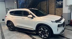 Hyundai Santa Fe 2023 года за 19 550 000 тг. в Алматы