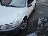 Toyota Camry 1998 года за 2 800 000 тг. в Усть-Каменогорск – фото 5