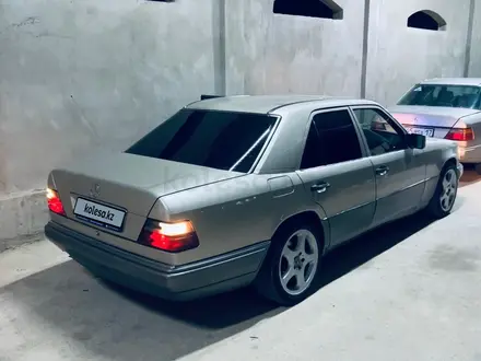 Mercedes-Benz E 200 1993 года за 1 500 000 тг. в Шымкент
