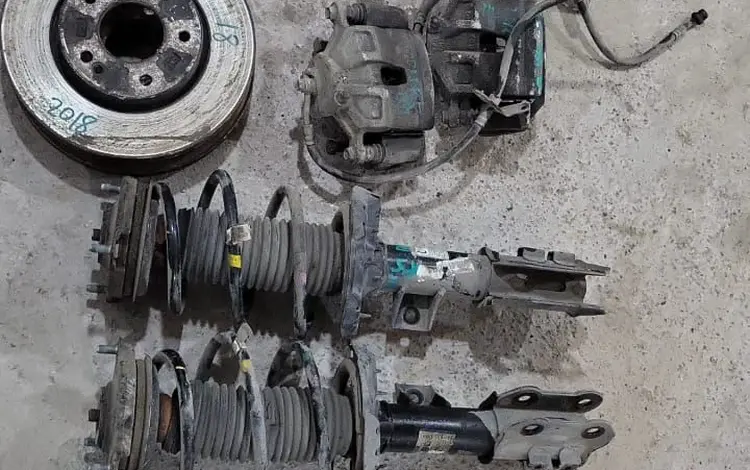 Kia Optima 2018 год Сафа правый левый ступица тормозные диски супер амортиз за 1 000 тг. в Алматы