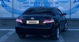 Toyota Camry 2010 года за 7 486 537 тг. в Усть-Каменогорск – фото 2