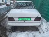 Mercedes-Benz E 230 1987 года за 500 000 тг. в Алматы