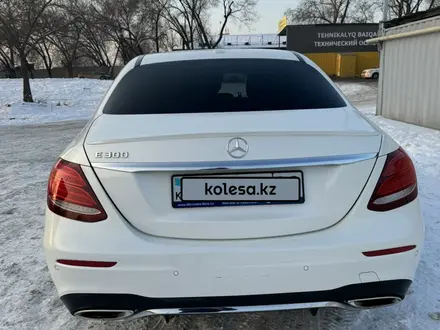 Mercedes-Benz E 300 2017 года за 17 999 995 тг. в Алматы – фото 11