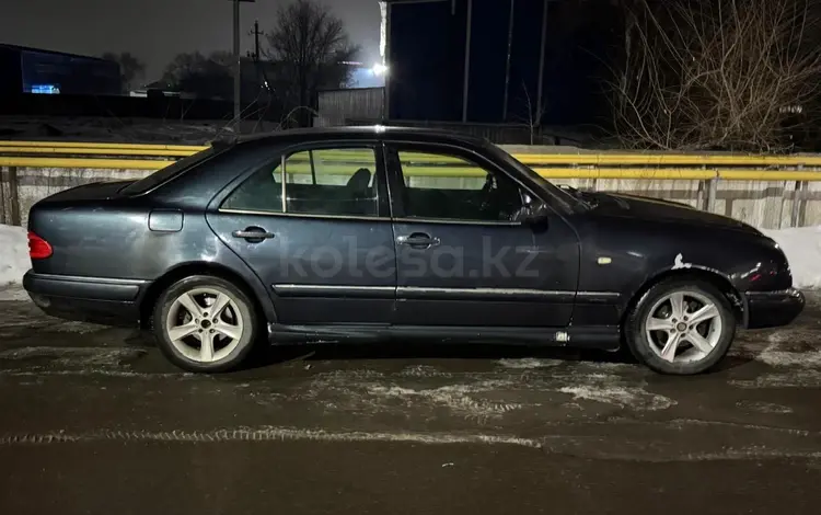 Mercedes-Benz E 230 1996 годаfor1 760 000 тг. в Алматы