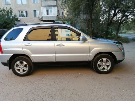 Kia Sportage 2008 года за 7 100 000 тг. в Актобе – фото 16