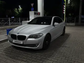 BMW 528