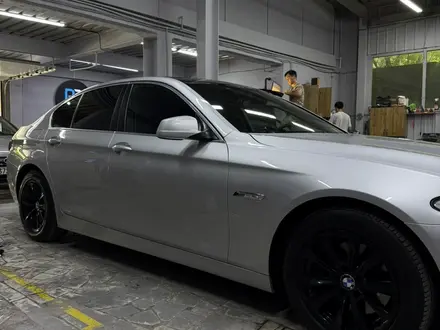 BMW 528 2010 года за 9 000 000 тг. в Алматы – фото 6