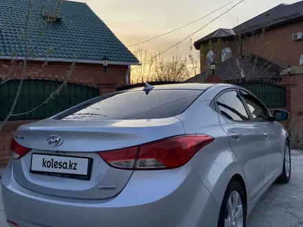 Hyundai Elantra 2011 года за 5 500 000 тг. в Атырау – фото 6