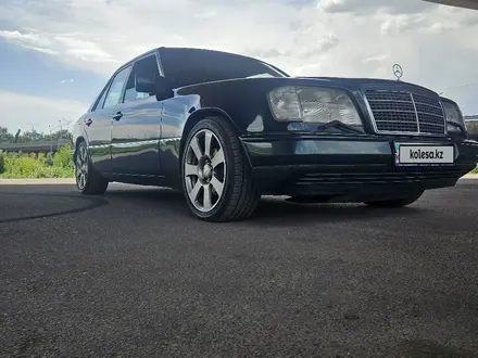 Mercedes-Benz E 280 1995 года за 5 000 000 тг. в Алматы – фото 2