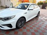 Kia Optima 2020 года за 9 000 000 тг. в Актобе – фото 2