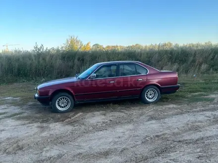 BMW 520 1990 года за 1 400 000 тг. в Астана