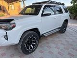 Toyota 4Runner 2015 года за 15 500 000 тг. в Жанаозен – фото 3