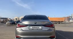 Lexus ES 250 2019 года за 22 500 000 тг. в Астана – фото 2