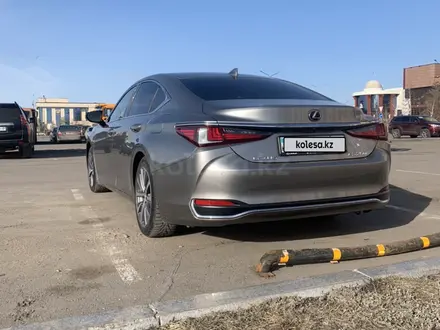 Lexus ES 250 2019 года за 22 500 000 тг. в Астана – фото 6