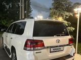 Toyota Land Cruiser 2016 года за 32 500 000 тг. в Алматы – фото 4