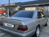 Mercedes-Benz E 320 1993 года за 1 650 000 тг. в Жаркент – фото 5