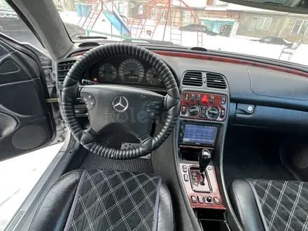 Mercedes-Benz CLK 230 2000 года за 3 100 000 тг. в Караганда – фото 6