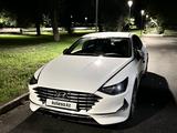 Hyundai Sonata 2022 годаүшін10 500 000 тг. в Семей – фото 3