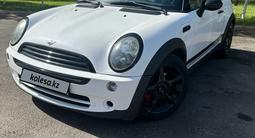 Mini Hatch 2004 годаfor4 600 000 тг. в Астана