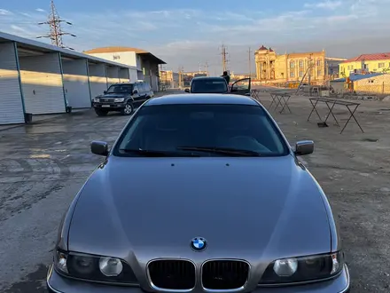 BMW 523 1996 года за 3 000 000 тг. в Актау – фото 2