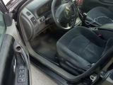 Renault Laguna 2002 года за 2 350 000 тг. в Атырау – фото 4