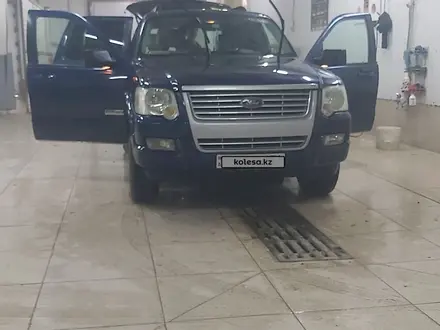 Ford Explorer 2008 года за 6 500 000 тг. в Жанаозен