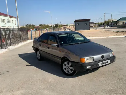 Volkswagen Passat 1993 года за 450 000 тг. в Актау – фото 2