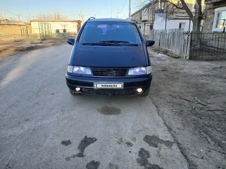 Volkswagen Sharan 1996 года за 1 700 000 тг. в Атырау – фото 5