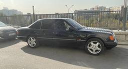 Mercedes-Benz E 230 1993 года за 2 500 000 тг. в Алматы – фото 5