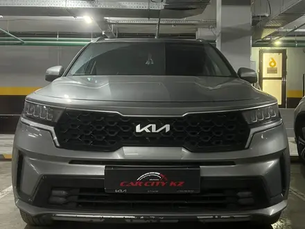 Kia Sorento 2023 года за 18 100 000 тг. в Астана