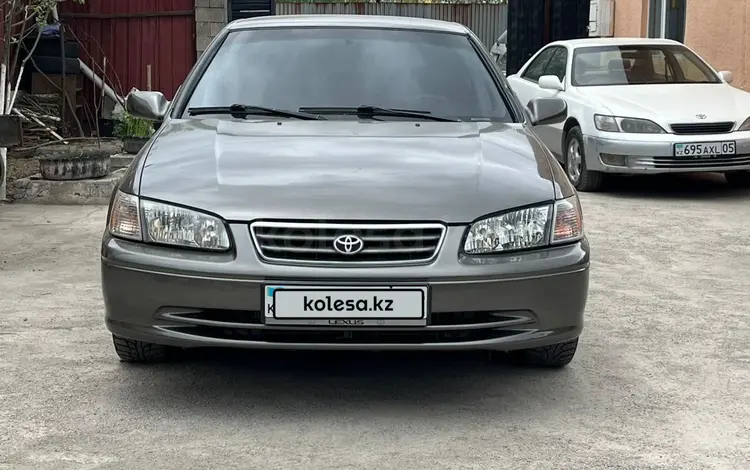 Toyota Camry 2001 годаүшін3 650 000 тг. в Алматы