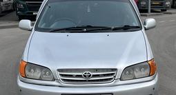 Toyota Ipsum 1998 года за 2 900 000 тг. в Алматы