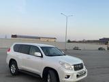 Toyota Land Cruiser Prado 2009 года за 14 500 000 тг. в Актобе – фото 5