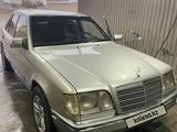 Mercedes-Benz E 200 1995 года за 1 850 000 тг. в Тараз – фото 5