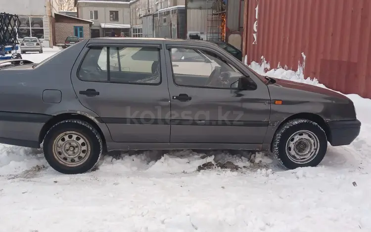 Volkswagen Vento 1993 годаfor1 100 000 тг. в Петропавловск