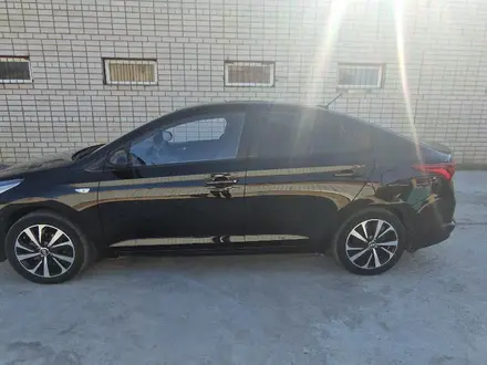 Hyundai Solaris 2017 года за 5 400 000 тг. в Актобе – фото 6