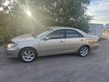 Toyota Camry 2004 годаүшін4 500 000 тг. в Астана – фото 2